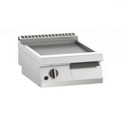gas griddle on cantilever with smooth plate gas type